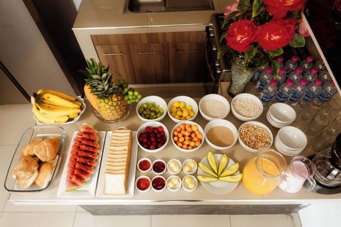 Daily buffet breakfast for a fee