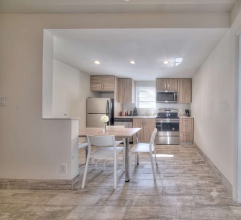 2 Bedroom