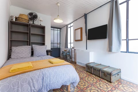 Bedroom, Living Room