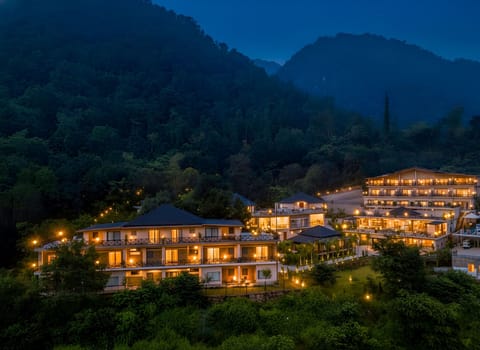 Front of property - evening/night
