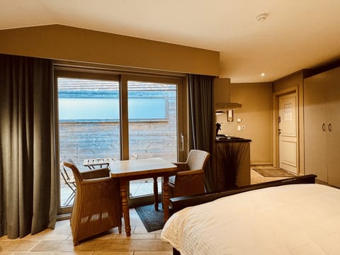 Classic Room | Free WiFi, bed sheets