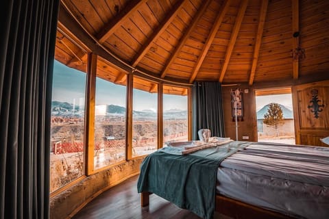 Traditional Quadruple Room, Lake View | WiFi (free)