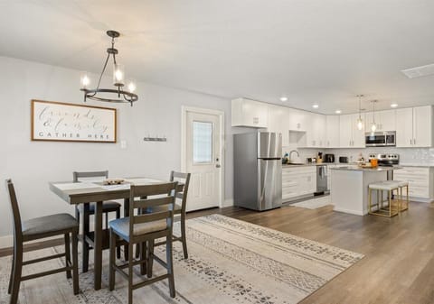 1daf9de1-8972-4b08-b9c3-935cbc277530