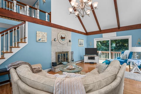 Livingroom with sectional