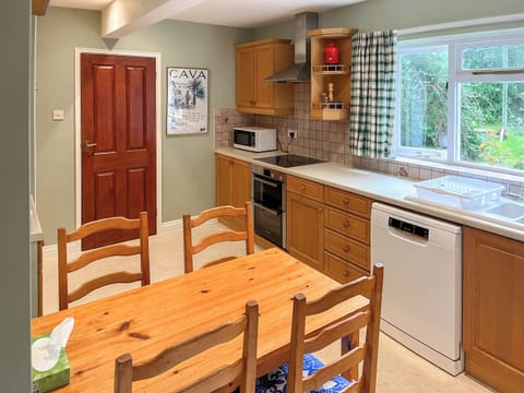 Kitchen/diner | Foxes Retreat, Thornton Watlass, near Masham