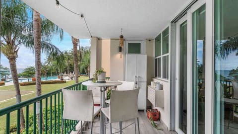 Modern, fully-equipped kitchen with sleek appliances and ample counter space. Ideal for all your culinary needs.