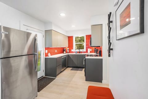 Kitchen - Fully Equipped Kitchen with Refrigerator, Range, Microwave and Dishwasher