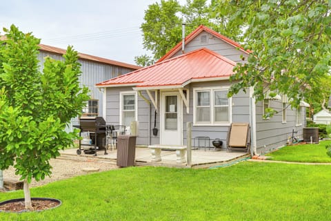 House (2 Bedrooms) | Front of property