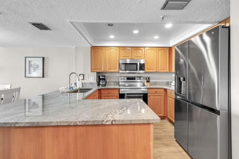 Condo, Multiple Beds (Ram Sea I 405) | Private kitchen