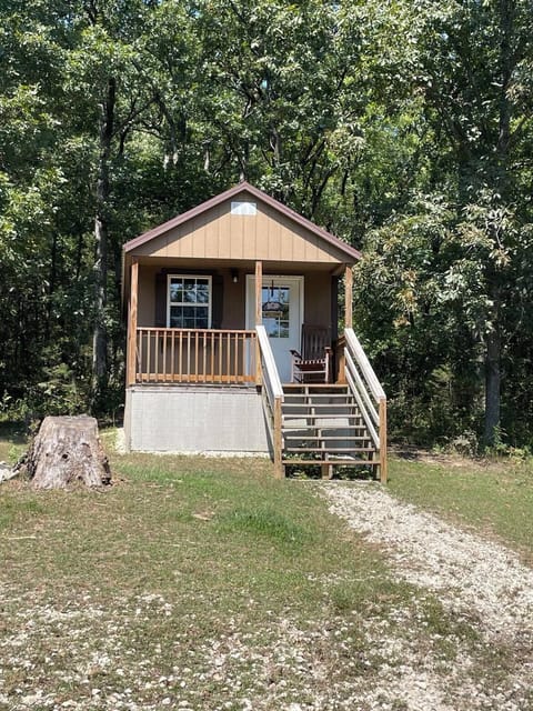 Exterior of the cabin.