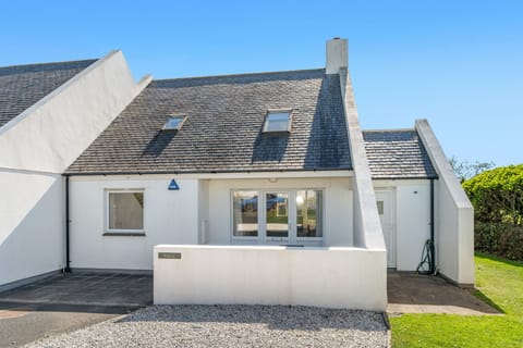 Front of Gully. Holiday Home Rock North Cornwall