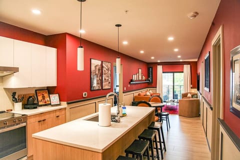 Fully equipped kitchen with 4 person seating, Keurig coffee maker with coffee provided, and everything you`d need to make a home cooked meal