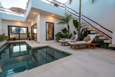 Basic Villa | Pool | Outdoor pool