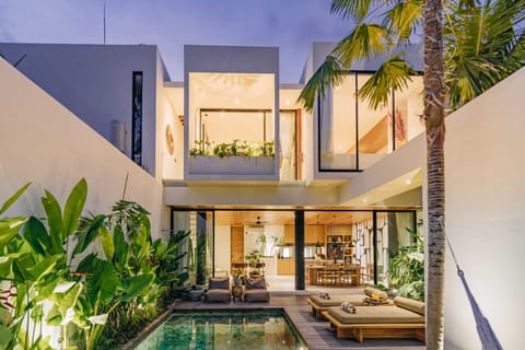 Basic Villa | Pool | Outdoor pool