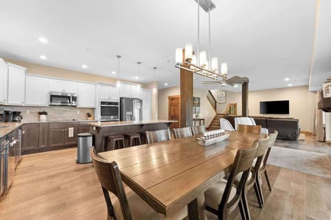 Kitchen, dining table and living room all together!