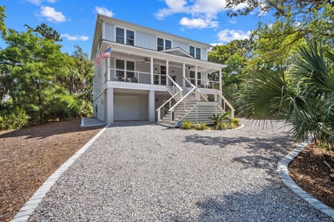 631 Dolphin Road