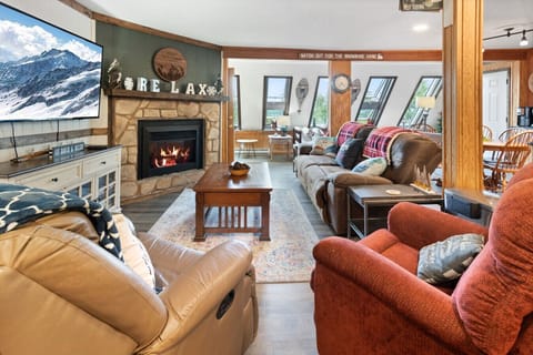 Welcome to Leatherbark 202B!