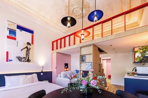 Stylish two levels apartment which can accommodate up to 8 people