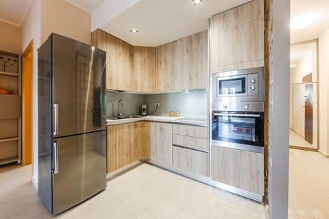 Fully-equipped kitchen