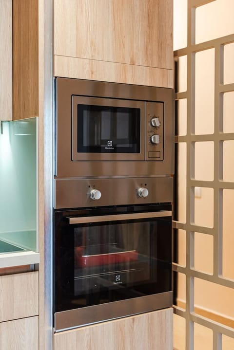 Fully-equipped kitchen details