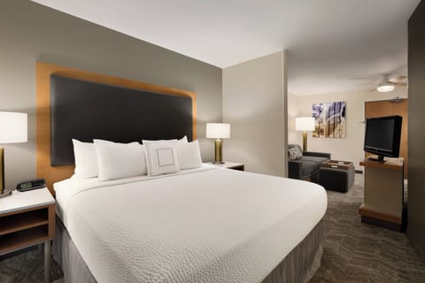 Premium bedding, desk, blackout drapes, iron/ironing board