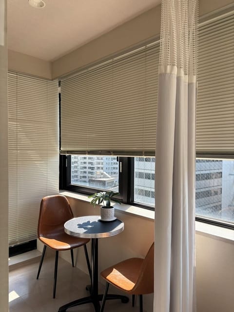 Premier Twin Room | WiFi (free), bed sheets