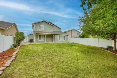 Pueblo Vacation Rental | 3BR | 2.5BA | 2,042 Sq Ft | Half Step Required