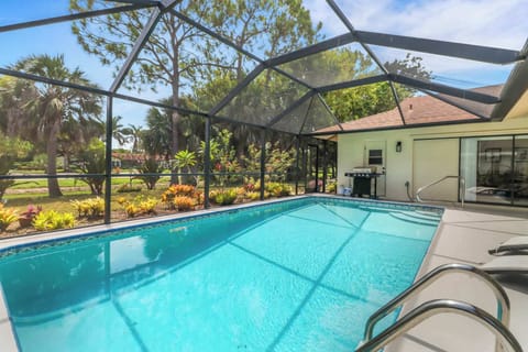 Sunshine, shade, and a seat with a view. Our poolside seating is made for lounging, laughing, and living your best vacation life.