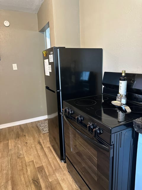 Full kitchen for all your culinary needs!