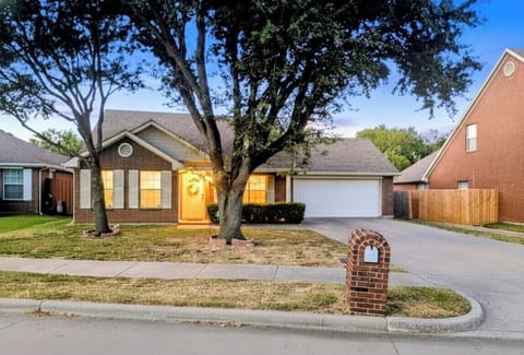 Front Yard & Driveway