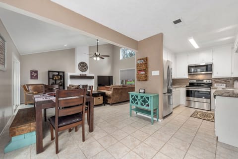 Plenty of room to spread out, make a nice dinner and spend time with family