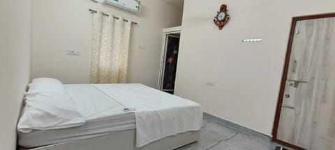 Family Double Room, Balcony, Mountain View | Room amenity