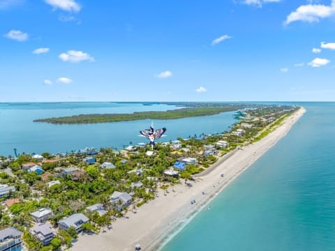 Condo, 3 Bedrooms | Beach