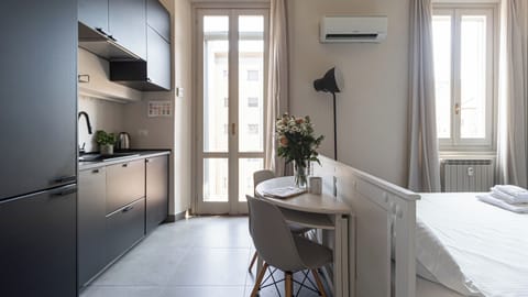 Apartment (0 Bedroom) | Interior