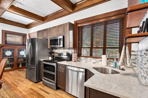 Fully Equipped Kitchen with Stainless Steel Appliances