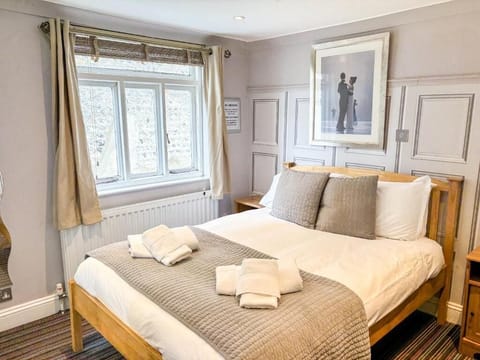 Standard Room | Free WiFi