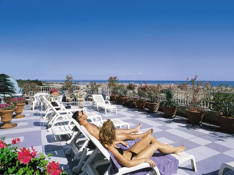 Sundeck