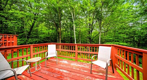 Private Deck
