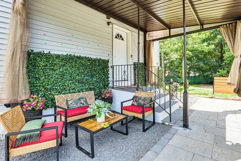 Spring Valley Vacation Rental | 3BR | 1BA | 4 Steps to Enter | 1,200 Sq Ft