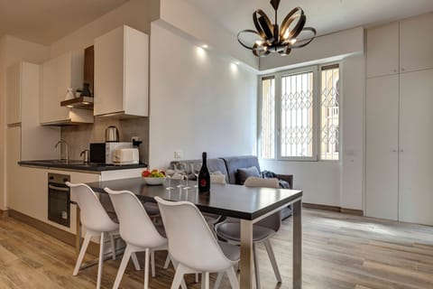 Apartment | Living area | 40-inch flat-screen TV with digital channels