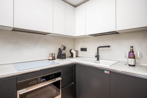 State of the Art Fully Equipped Kitchen