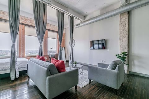 Bright and stylish space with chic decor, perfect for unwinding in Dallas!