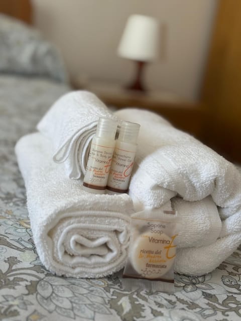 Bathroom amenities