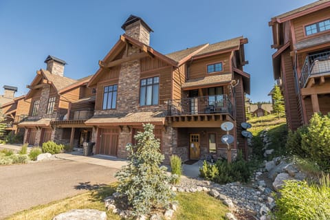 Welcome to Copperlight Chalet! | Exterior