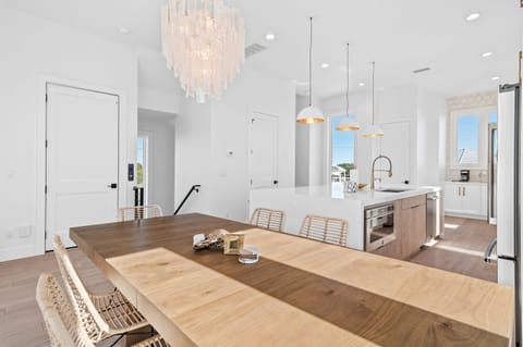 El Cielo - Seacrest - Third Floor - Dining/Kitchen Area