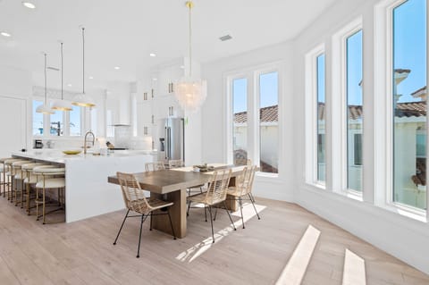 El Cielo - Seacrest - Third Floor - Dining/Kitchen Area