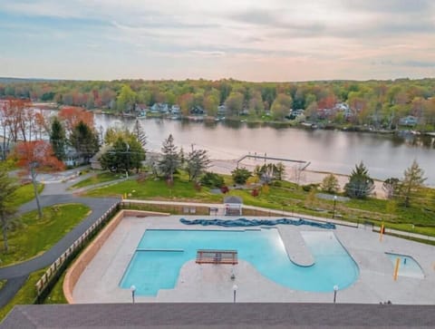 A large pool to enjoy and soak in the sun!