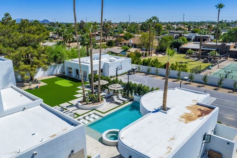 Picture yourself enjoying this incredible backyard!