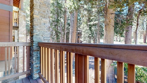 Condo, 1 Bedroom | Property grounds