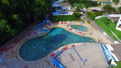 10 outdoor pools, pool umbrellas, sun loungers